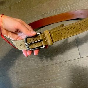 JOHNSTON & MURPHY SEUDE LEATHER BELT- NEW never worn style 75-7354